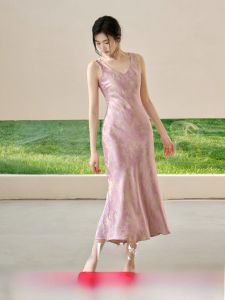 JK&JS | New Chinese Style Embroidered Silk Blend Dress With Strap Elegant High Waist Long Skirt V Neck Summer Fashion JKJS