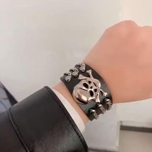 Vòng tay Y2K không gỉ Đinh tán Đầu lâu Da PU cá tính ngầu phong cách Hiphop Rock Punk cặp đôi Nam Nữ