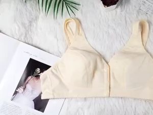 Gladstone【Free Shipping】 Plus Size Bra Non Wire Front Closure Bra for Women Cotton Lightweight Push Up Bra Size 36 to 46  for Chubby