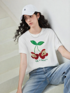 Toyouth | Áo Thun In Hình Táo Thiết Kế Xụp Vai