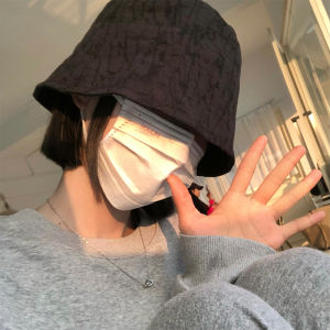 หมวกชาวประมงสีดําสําหรับผู้หญิงป้องกันแสงแดดฤดูใบไม้ผลิฤดูร้อนสไตล์หมวกถังอเนกประสงค์สไตล์ญี่ปุ่นขนาดใหญ่