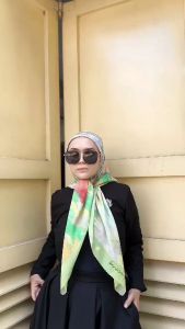 SKYSHOP HIJAB MADIHA SERIES BY BANIESCOOP BAHAN VOAL ULTRAFINE HQ KERUDUNG SEGI EMPAT MURAH PAKAI BOX