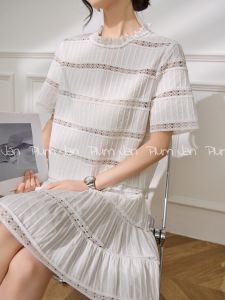 Relaxed Feeling French Style White Lace Sleeveless Top and A-Line Skirt Set