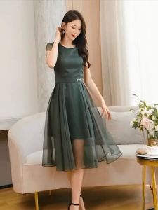 How to Choose & Style a Basic Solid Casual Chiffon Dress