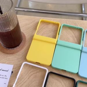 Solid Color Fully Wrapped Skin Feel Hinge Protective Phone Case for Samsung Z Flip 8 7 FE 6 5 4 3 Flip8 Flip7 Hard Plastic Cover