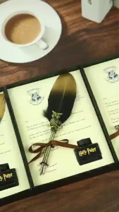[SG Ready Stock]Harry Potter Magic Academy Feather pen Owl Dip Pen Set Harry Potter Gift Birthday Gift Box