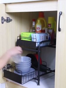 Giá đỡ ngăn dưới bồn rửa Lưu trữ 2 tầng gọn gàng và ngăn nắp Vật liệu chắc chăn cấu trúc ổn định Thiết kế mở dễ lấy đồ Ống kim loại chắc chắn ổn định hơn Kệ trưng bày nhà bếp Phòng tắm Countertop Rack