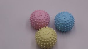 Dog toy bite ball mainan gigit anjing bola duri ada bunyi saat di pencet