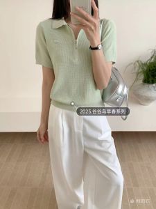 เสื้อยืดคอโปโลผู้หญิงแขนสั้นถักนิตติ้งสไตล์ใหม่ฤดูร้อน ทรงสลิมฟิต หลวมสบายๆ เสื้อผ้าทำงานสไตล์อังกฤษ