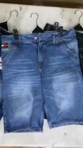 Celana Pendek Denim Jeans Premium Dengan Aksen Wiscer Spray Bahan Tebal Nyaman
