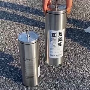 ถ้วยน้ำอเมริกันขนาด 600 มล. ความจุขนาดใหญ่ ถ้วยกาแฟสแตนเลสพร้อมหลอด แก้วเก็บน้ำร้อนและน้ำเย็นแบบพกพา กระติกน้ำร้อนสแตนเลส ขวดน้ำอเนกประสงค์ ทนทาน