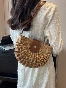 Summer Small Woven Straw Bag Womens Beach Vacation Beach Bag Crossbody Single Shoulder Bag Underarm Saddle Bag Woven Bag