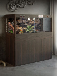 Smart Temperature-Controlled Reptile Enclosure