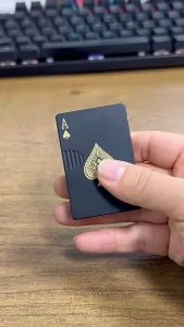 Personalized Creative Poker Gas Lighter – Windproof Inflatable Light Green Flame with Money Detector Pemetik Api BLLB