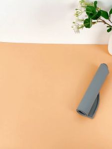 Pet Waterproof Mat Dog Cat Bowl Mat Silicone Non-slip Pet Feeding Mat Dog Eating Bowl Tray Cushion