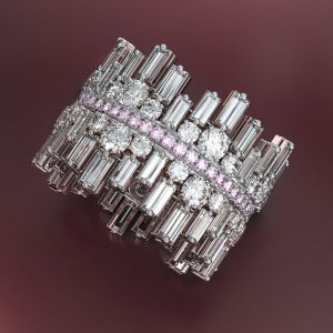 Huitan Tuyệt Đẹp Màu Bạc Đính Đá Cubic Zirconia Tiệc Cưới Nhẫn Cho Nữ Cá Tính Bất Thường Thiết Kế Trang Sức Hợp Thời Trang Size6-10