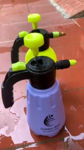 Bình xịt tưới cây dung tích 2l  tưới Vườn ban công cây cảnh. ĐẶC BIỆT có thể để pha thuốc diệt muỗivs khử trùng