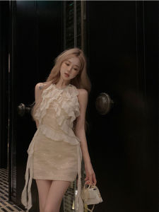 Trendy Short Sleeveless Womens Vest Ten Miles Gentle Wind Elegant Design Slim Fit Hot Spicy Style for Summer round Neck Top