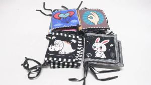 Sensory Cloth Book Newborn Bed Sticker Crib Bumper Animal Book Educational Toy