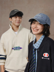 Champion | Mũ Lưỡi Trai Nhỏ Tăng Sức Hút Có Miếng Dán Logo Đã Qua Sử Dụng