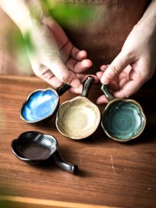Creative Ceramic Dipping Sauce Dish with Handle Japanese Style Home Use Vintage Glazed under Color Irregular Shape Handmade Dish