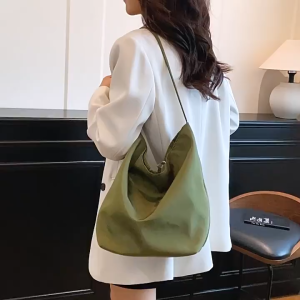 SEA YADOU  กระเป๋าโท้ทแฟชั่นสไตล์ลำลองความจุขนาดใหญ่แฟชั่นใหม่กระเป๋าสะพายผู้หญิงสไตล์ตะวันตก