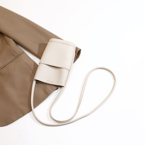 Ultra Soft Leather Phone Bag Womens Crossbody Mini Bag Trendy Versatile Walking Shopping Street Style Magnetic Buckle Clutch