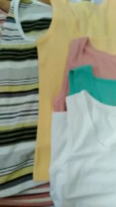 ÁO THUN COTTON SÁT NÁCH NỮ MỀM MẠI CO GIÃN 4 CHIỀU THỎA MÁI KHI MẶT KHÔNG RA MÀU FORM TỪ: 38-75KG