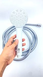 คุ้มค่า พร้อมส่ง ฝักบัวขาว สายสแตนเลสยาว1.5ม. อาบสบาย ดับเบิ้ลล็อค ❌ไม่รูด พร้อมขาแขวน2ระดับ (H110)