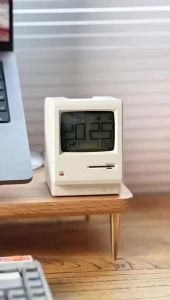 Creative Maclock Retro Clock Alarm Intelligent Digital Clock Design Retro Maclock Macintosh Alarm Home Office Desktop Ornament