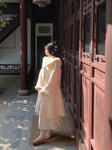 Fresh New Chinese Style Woolen Coat 2025 New Autumn Winter Commute Mid-Length Design Sensation Commuter Friendly Outerwear