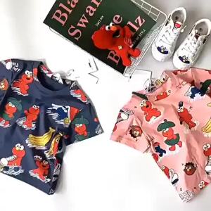 เสื้อสก๊อตฤดูร้อน 2025 นิทานใหม่ เด็ก แบบสั้น ลายคาร์ตูน SESAME STREET ผ้าใบหลวม