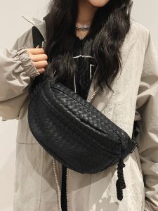 กระเป๋าคาดหน้าอกแบบสะพายข้างแบบลำลองสำหรับผู้ชายและผู้หญิง กระเป๋าคาดเอวแบบอเนกประสงค์แบบนิ่ม ป้องกันน้ำ กระเป๋าเป้ปั่นจักรยานแบบลำลอง