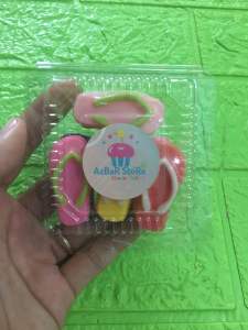 Cokelat Karakter Donat isi 18