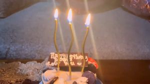 Lilin Ulang Tahun Spiral & Desain Unik