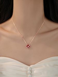 Rouje Dsyle 999 Pure Silver Four Leaf Clover Necklace Womens Snake Year Zodiac Lockbone Chain Fashionable Ethnic Style Jewelry