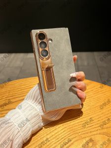 Ultrathin Shockproof Hinge Protection Phone Case
