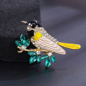 Elegant Enamel Bird Pin Brooch Fashionable Alloy Diamond Embedded Animal Pin Fashion Accessories for Women Fresh out Design