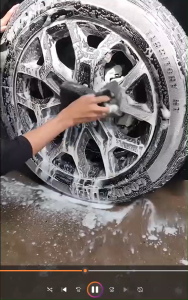 แปรงล้างล้อ แปรงขัดล้อรถยนต์ ล้อแม็ก และยางรถยนต์ สีเหลือง 1 ชิ้น