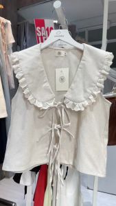 Linen 4 màu áo cổ chữ V cộc tay cột nơ vạt bèo ren xinh xắn trẻ trung năng động freesize video shop tự quay cam kết nhận hàng như video HILARY TOP