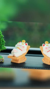 Decor trang trí xe hơi mèo may mắn dễ thương gắn taplo ô tô đồ trang trí nội thất xe hơi