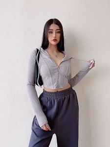 Baru Maureen Knit Jacket Wanita - Korean Hoodie Zipper Crop (S M L )