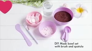 Mangkok Mangkuk Masker Wajah Lucu 1 set Lengkap - Peralatan Praktis untuk Meracik Masker Wajah dengan Mangkok Plastik - Termasuk 3 Sendok Takar, Kuas, dan Tongkat Pengaduk (Bahan: PVC, ABS, PP)