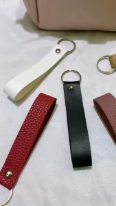 Gantungan Kunci Kulit Leather / Gantungan Kunci Kulit