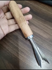 ALAT DAPUR SERBAGUNA ALAT PENGUPAS BIJI NANAS PISAU PEMOTONG NANAS ULIR KAYU