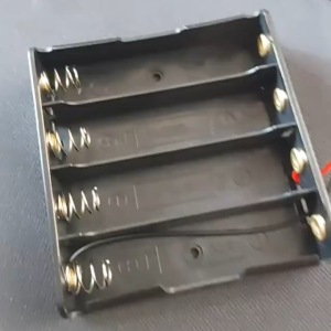 Hộp Gắn Pin 18650 Kết Nối Song Song Nhựa ABS Dày Có Dây Đế Lò Xo Gắn 4 Cell Li-ion Nguồn DC-3.7V Kích Thước 8 x 7.5cm