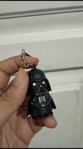 Gantungan Kunci Karakter LED dengan Suara Unik Lucu Keren Praktis Keychain Organizer Holder