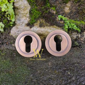 Tutup Lubang Kunci Pintu Kuningan Motif Polos Antik 2 Pcs