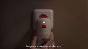 Hit Good Knight Xpress Set - Obat Nyamuk Elektrik - Bunuh Nyamuk Penyebab Demam Berdarah (DBD) - Hit Expert Xpress Alat + Refil Good Knight Anti Nyamuk Elektrik