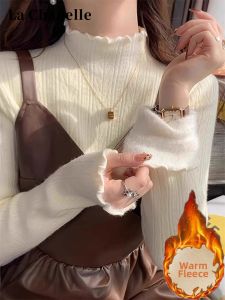 La Chapelle | French Lace Collar Thick Fleece Knit Top